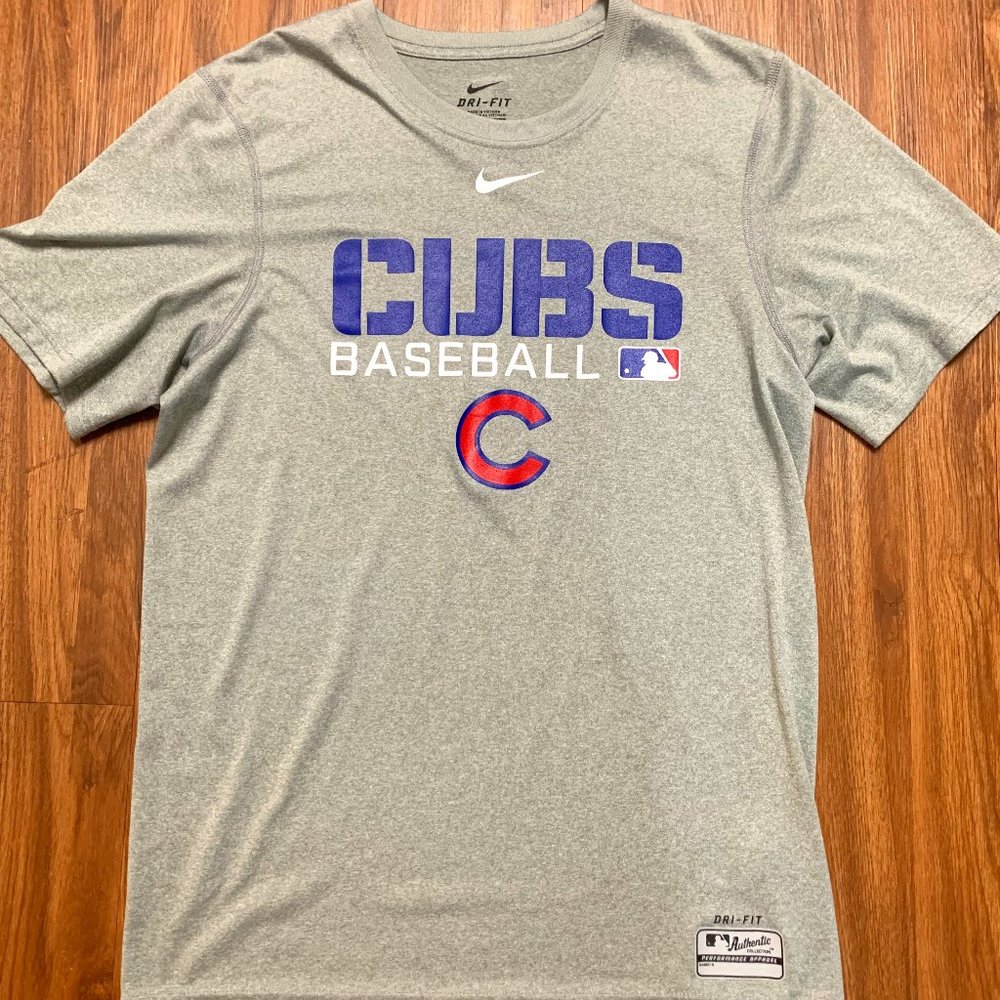 Chicago Cubs Grey Dri-Fit Tee